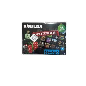 Roblox 2021 Christmas Holiday Advent Calendar Includes 2 Exclusive Virtual Items